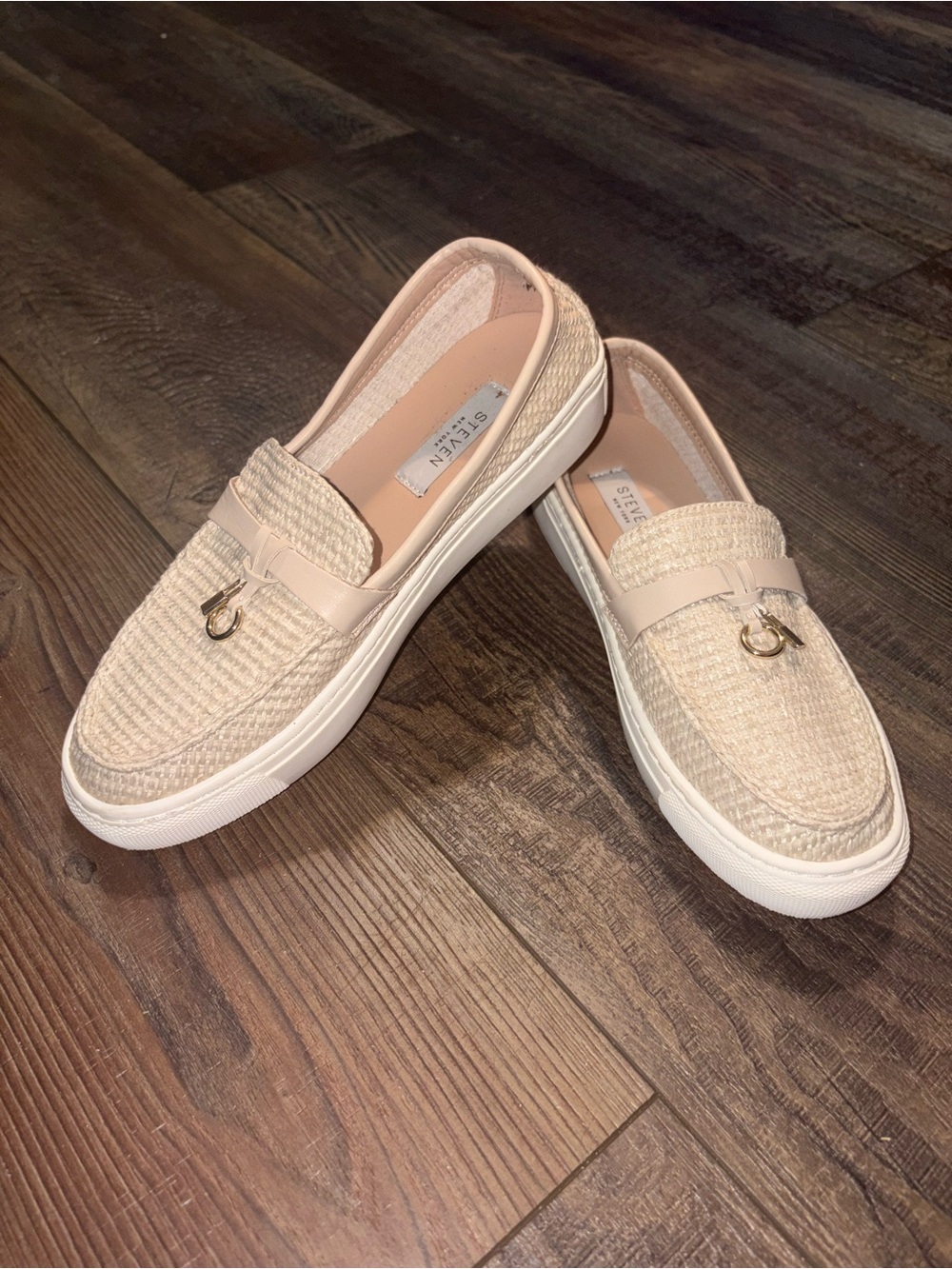 NIB  Womens STEVEN NEW YORK Kiana Loafer Tan Size 6M